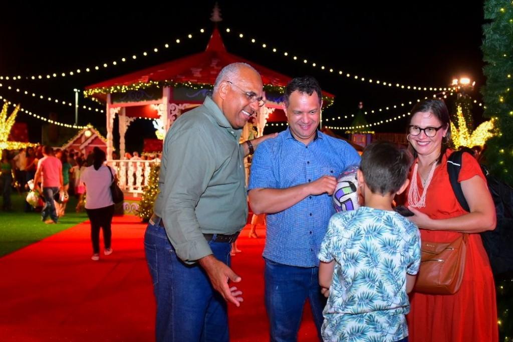 Prefeito Rogério participa do lançamento do Natal do Bem, em Goiânia