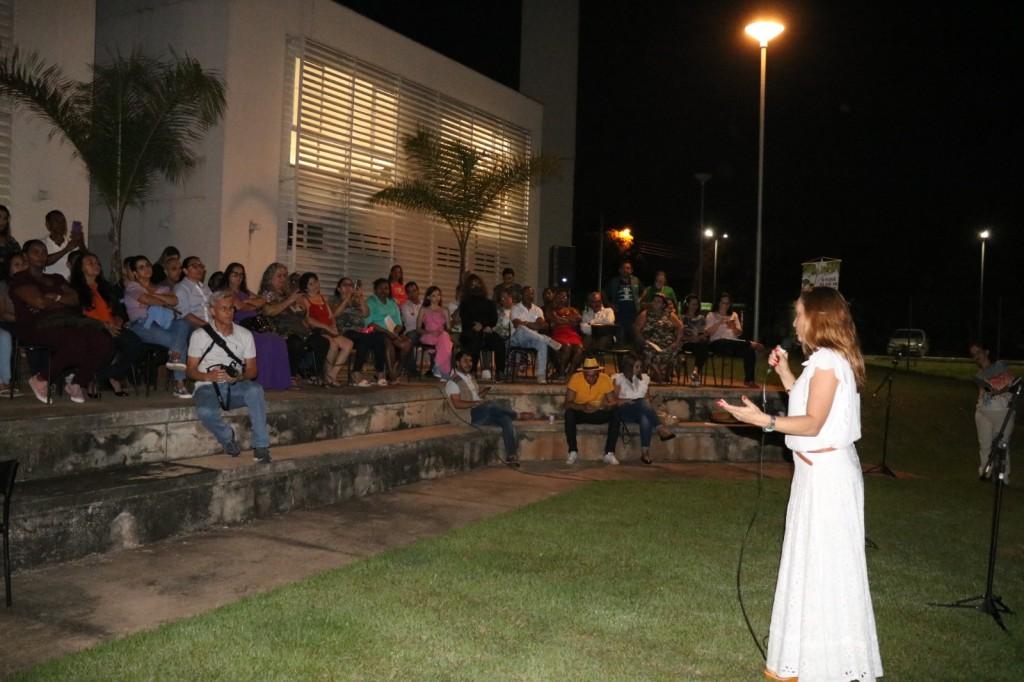 Prefeitura de Goiânia promove Sarau Ambiental com tema “Eu digo sim à paz” para estudantes da Educação de Jovens e Adultos