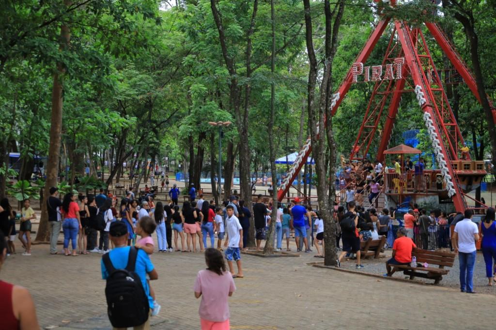 Parque Mutirama é opção gratuita de lazer para as famílias de Goiânia