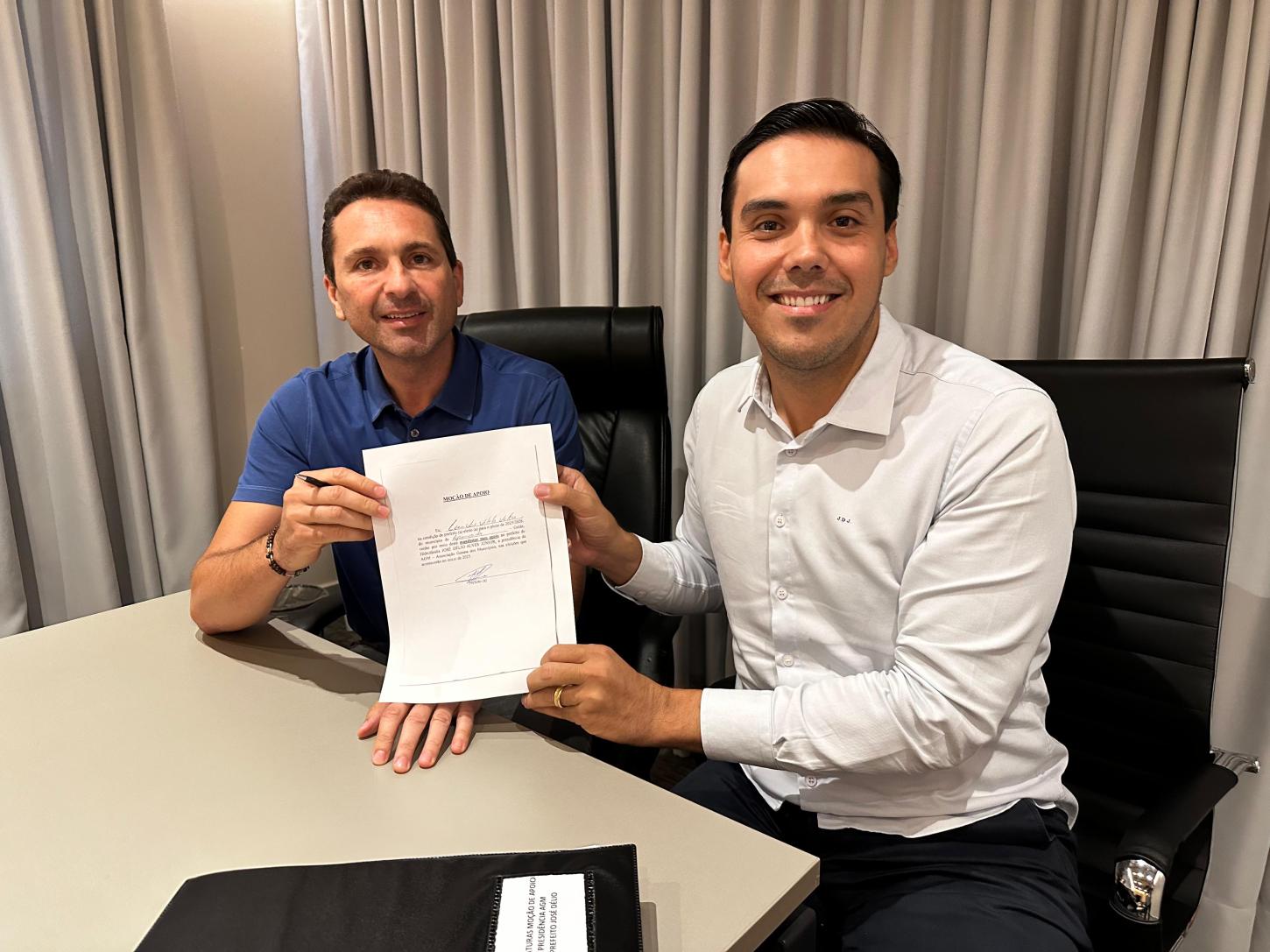 Vilela e Zé Délio dialogam sobre parcerias entre Aparecida e Hidrolândia