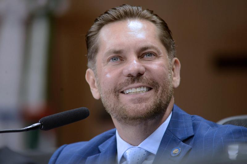 Reeleito por unanimidade, Bruno Peixoto toma posse como presidente da Assembleia Legislativa neste sábado, 1º