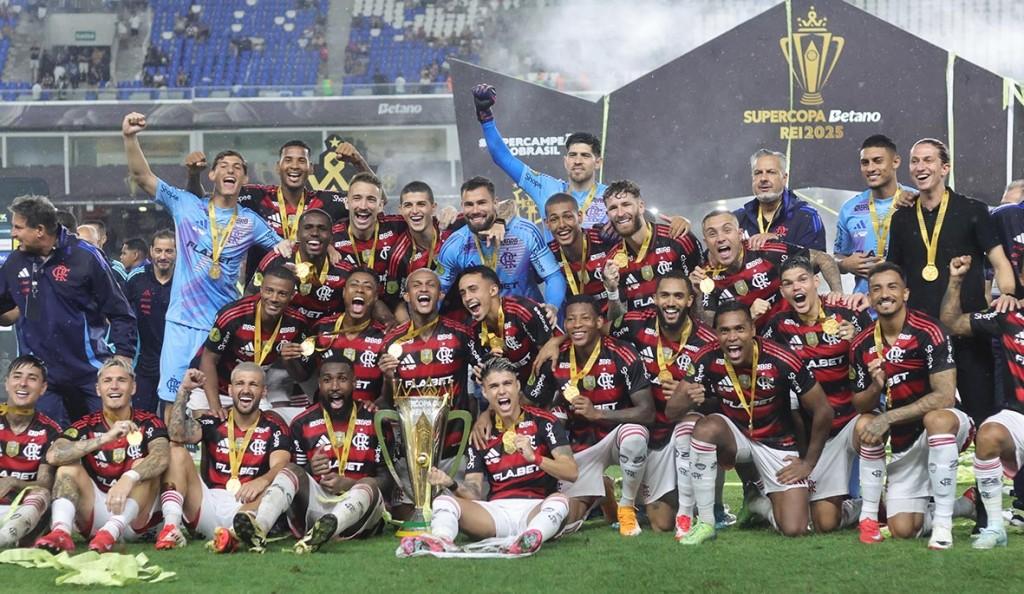 Flamengo conquista o tri da Supercopa Rei com show de Bruno Henrique 