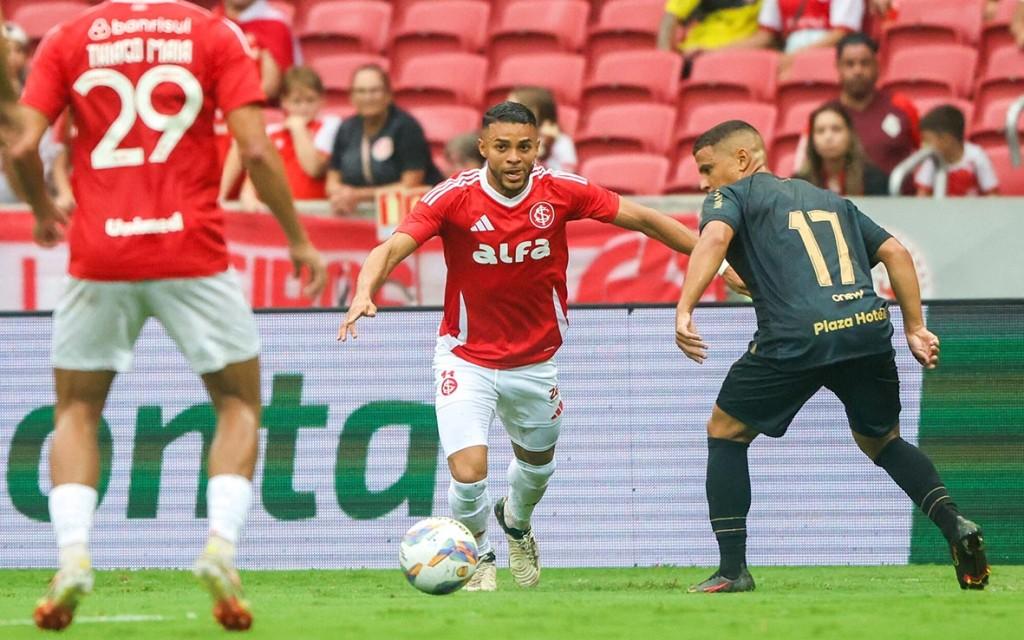 Inter vence Monsoon e garante melhor campanha no Gauchão