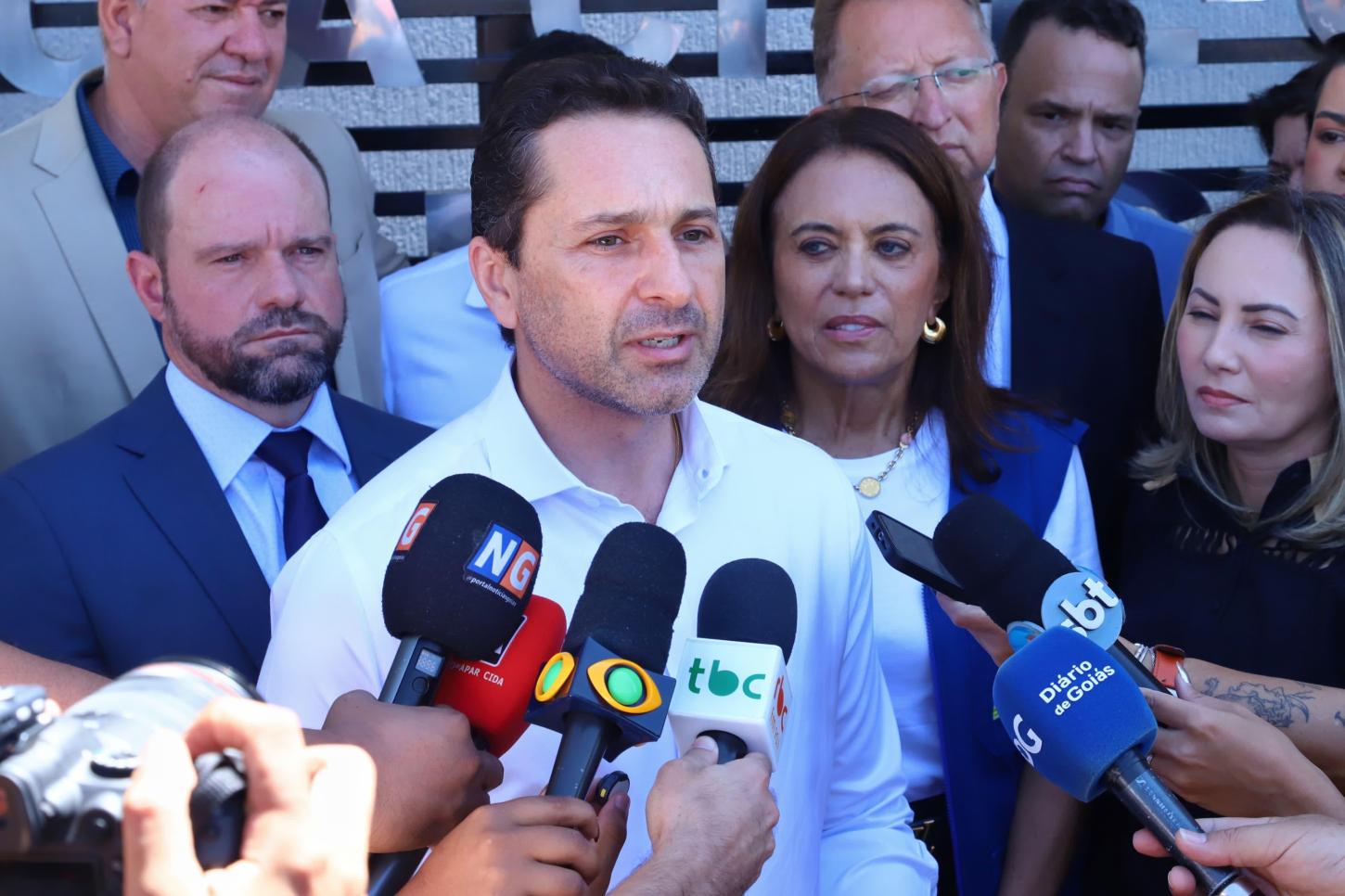Vilela e Gracinha Caiado inauguram nova sede da DEAM em Aparecida de Goiânia