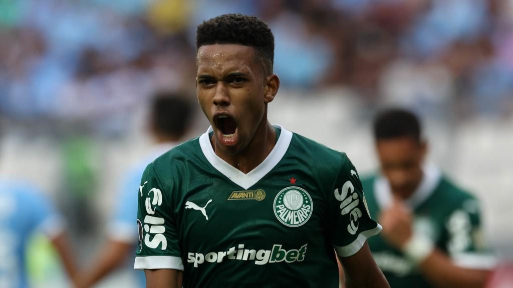 Palmeiras estreia na Libertadores com vitória suada em Lima