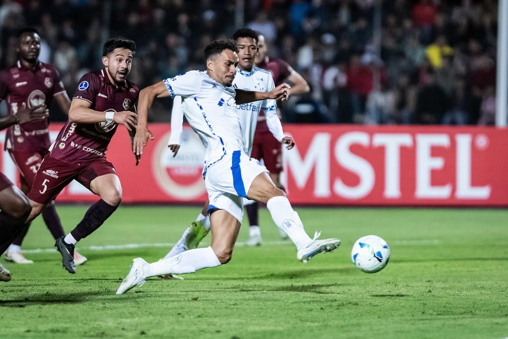 Adeus Sul-Americana: Cruzeiro empata com Mushuc Runa e é eliminado