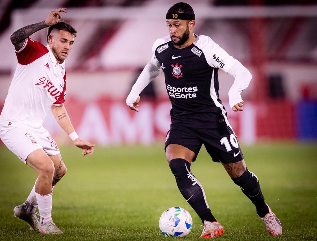 Corinthians perde e é eliminado da Copa Sul-Americana 