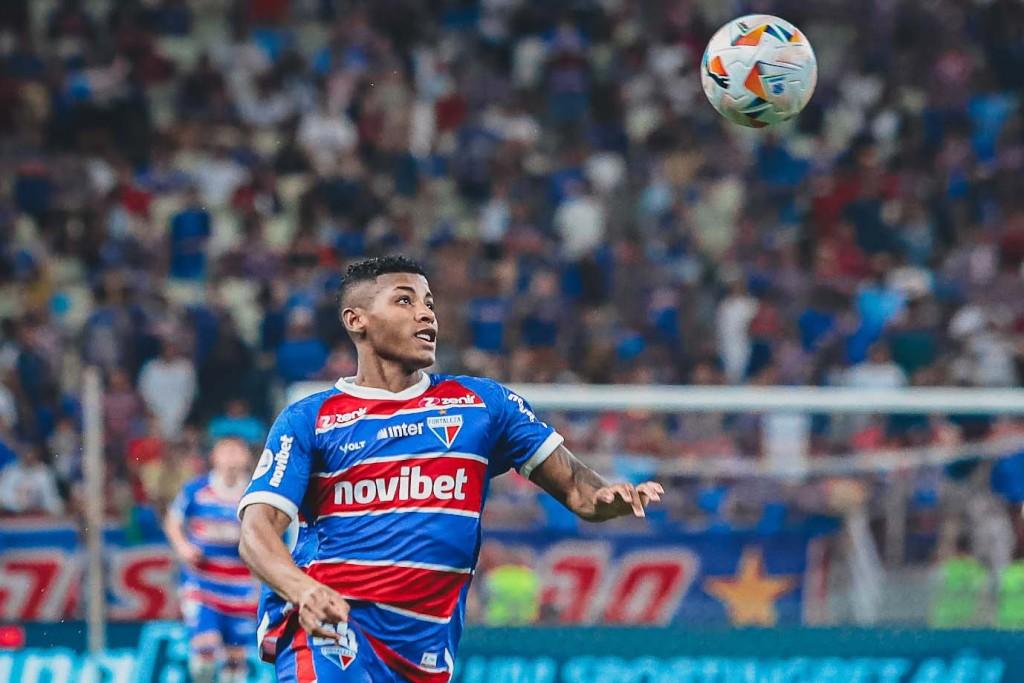 Fortaleza perde para o Racing, mas garante vaga nas oitavas da Libertadores