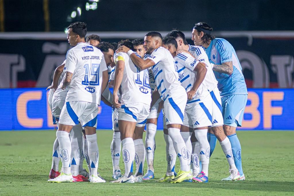 Empate no Barradão freia Cruzeiro na busca pela liderança 