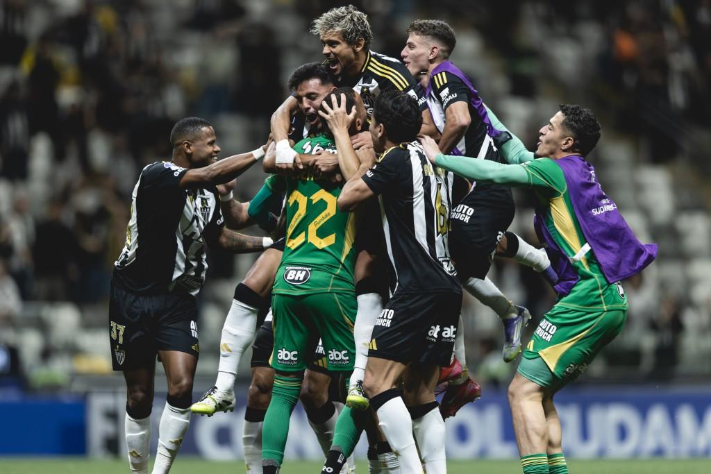Atlético-MG avança na Sul-Americana com drama nos pênaltis após derrota para o Bucaramanga