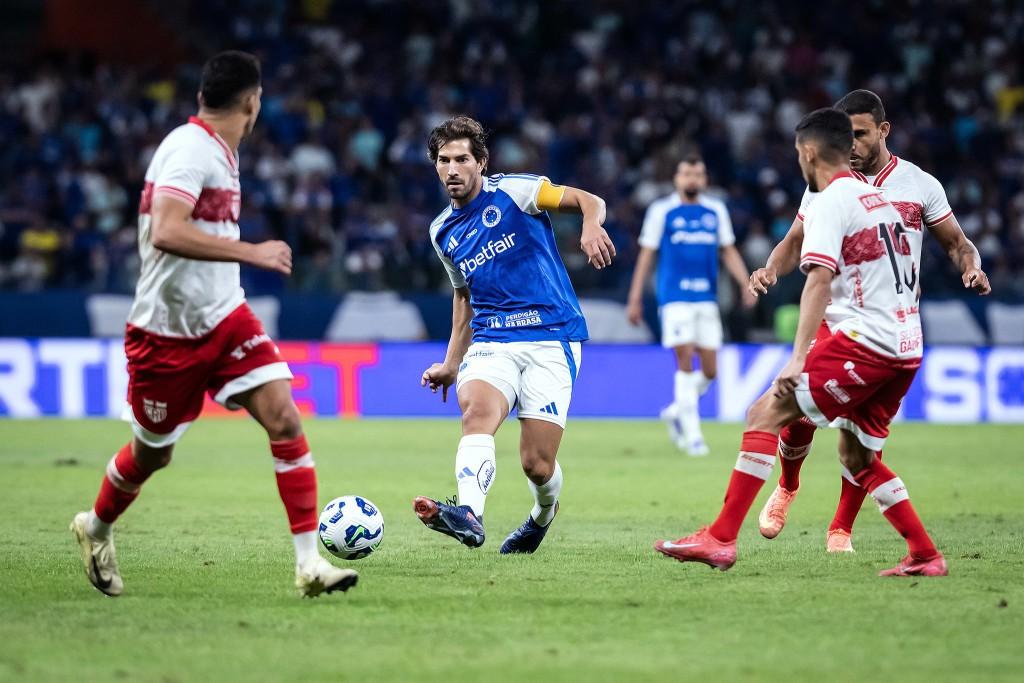 Cruzeiro e CRB empatam no Mineirão e deixam vaga aberta na Copa do Brasil