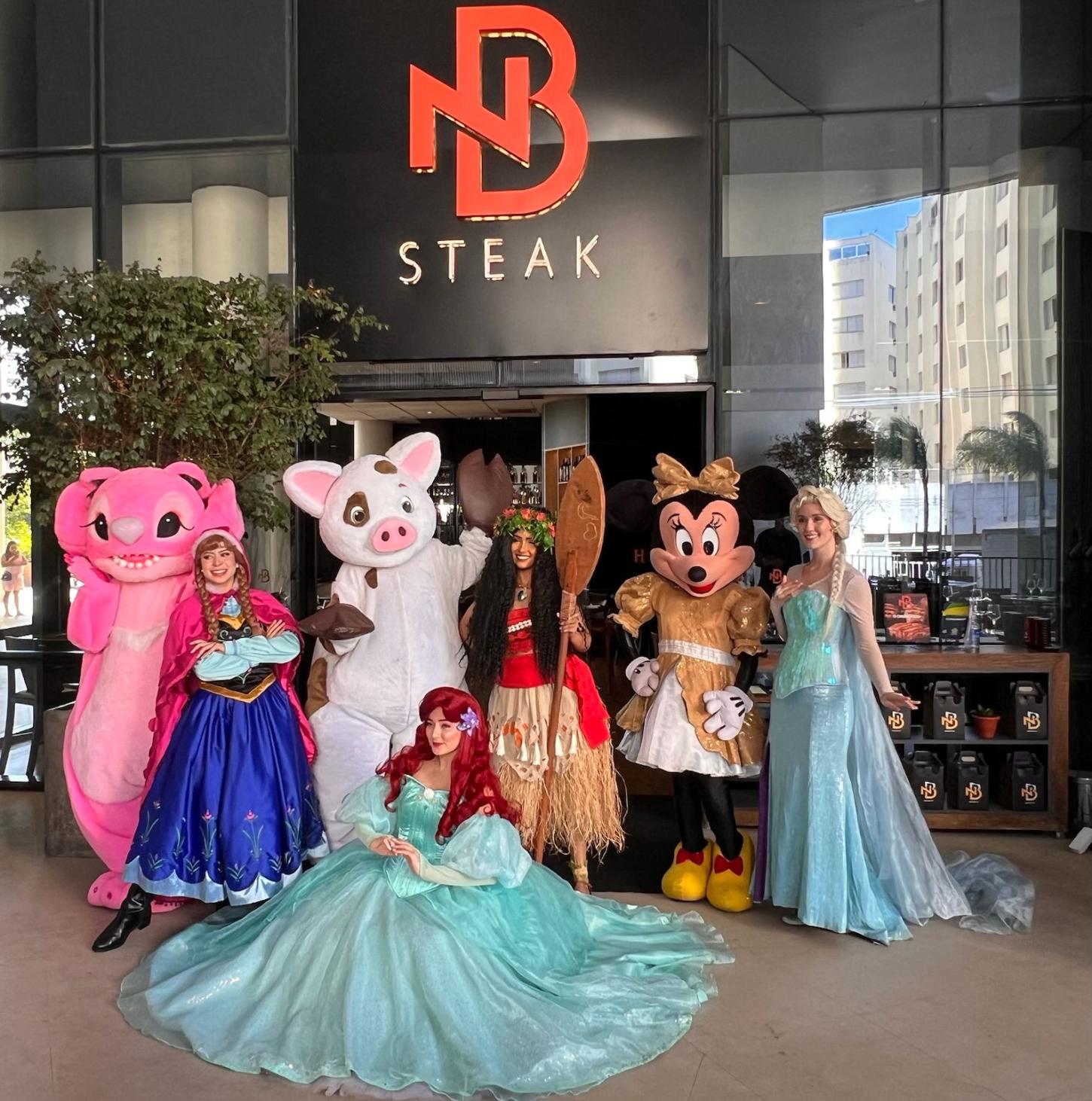 DIAS 19 e 20.07 - Marshall, Skye e Elsa e Mickey e Minnie animam as férias do WTC Goiânia com programação gratuita