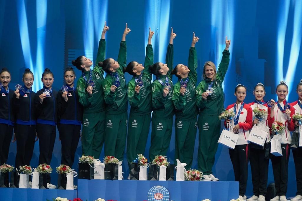 Ginástica Rítmica: Brasil conquista ouro histórico no conjunto geral na Copa do Mundo