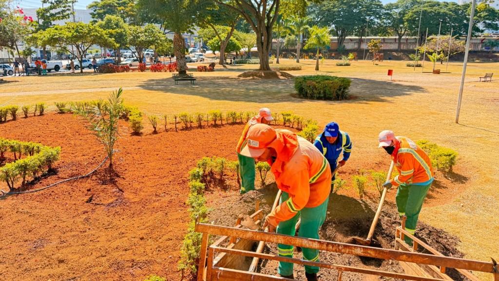 Prefeitura de Goiânia revitaliza 679 praças em seis meses e busca ampliar manutenção dos espaços públicos