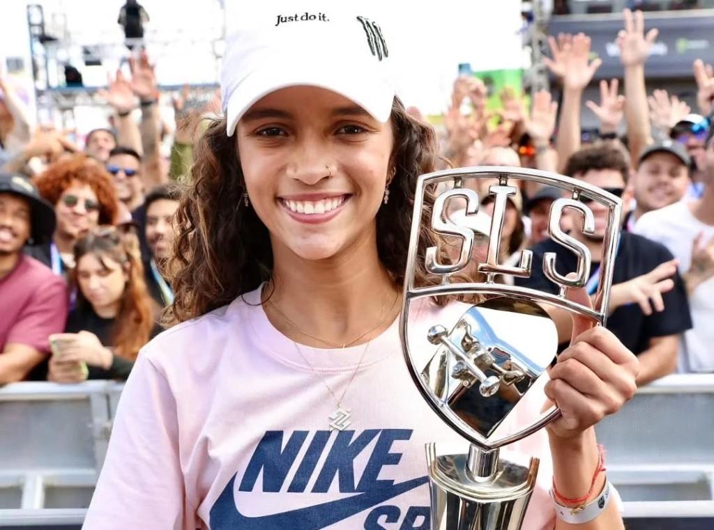 Rayssa Leal brilha em Brasília e conquista o título da SLS Takeover 