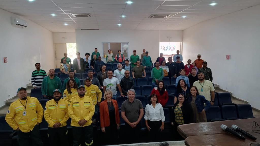 Amma participa de oficina do Ibama sobre prevenção a incêndios florestais