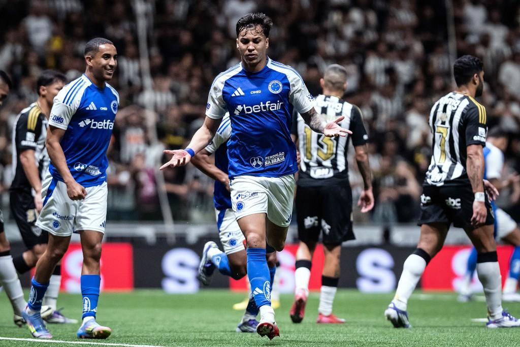 Cruzeiro domina o Galo na Arena MRV e abre vantagem na Copa do Brasil
