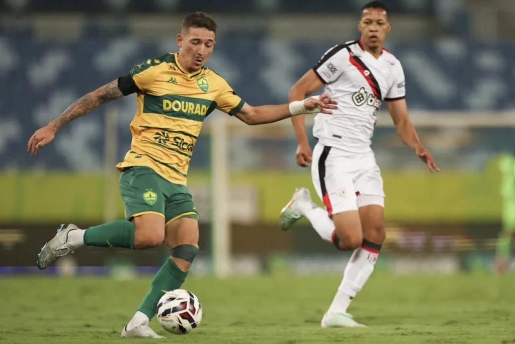 Cuiabá cede empate ao Atlético-GO e vê G4 da Série B se distanciar
