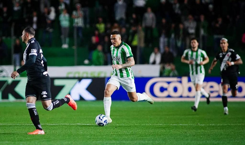 Juventude vence o Vasco por 2 a 0 no Brasileirão