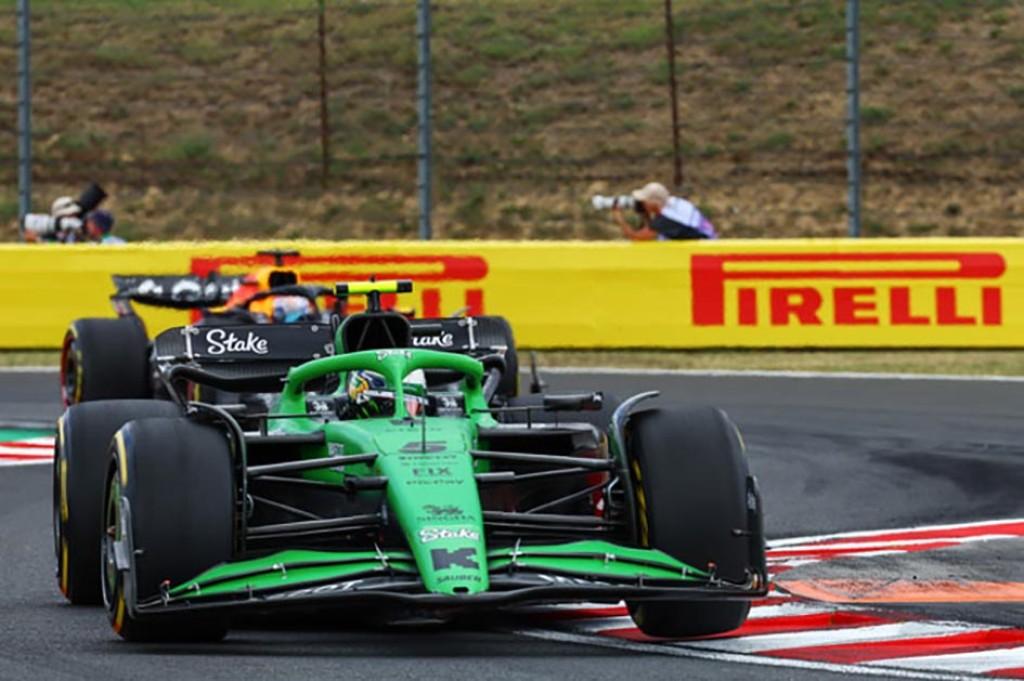 Leclerc quebra dominância da McLaren e conquista Pole; Bortoleto brilha no top 7