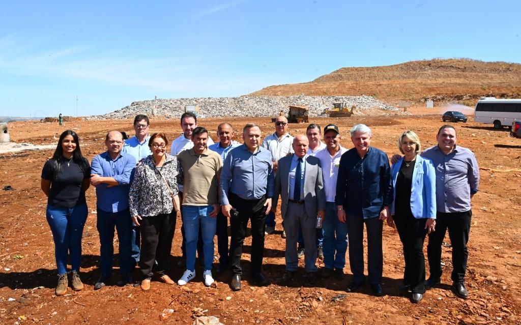 Mabel apresenta melhorias no Aterro Sanitário de Goiânia a desembargador e vereadores