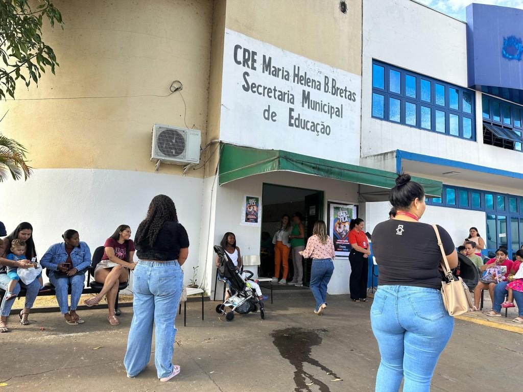 Pais elogiam facilidade em conseguir vagas durante Mutirão da Educação