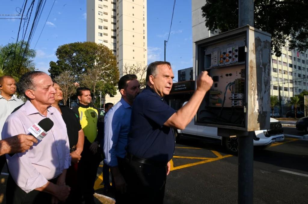 Prefeito Mabel entrega melhorias no Corredor Avenida Universitária para garantir segurança e fluidez ao trânsito