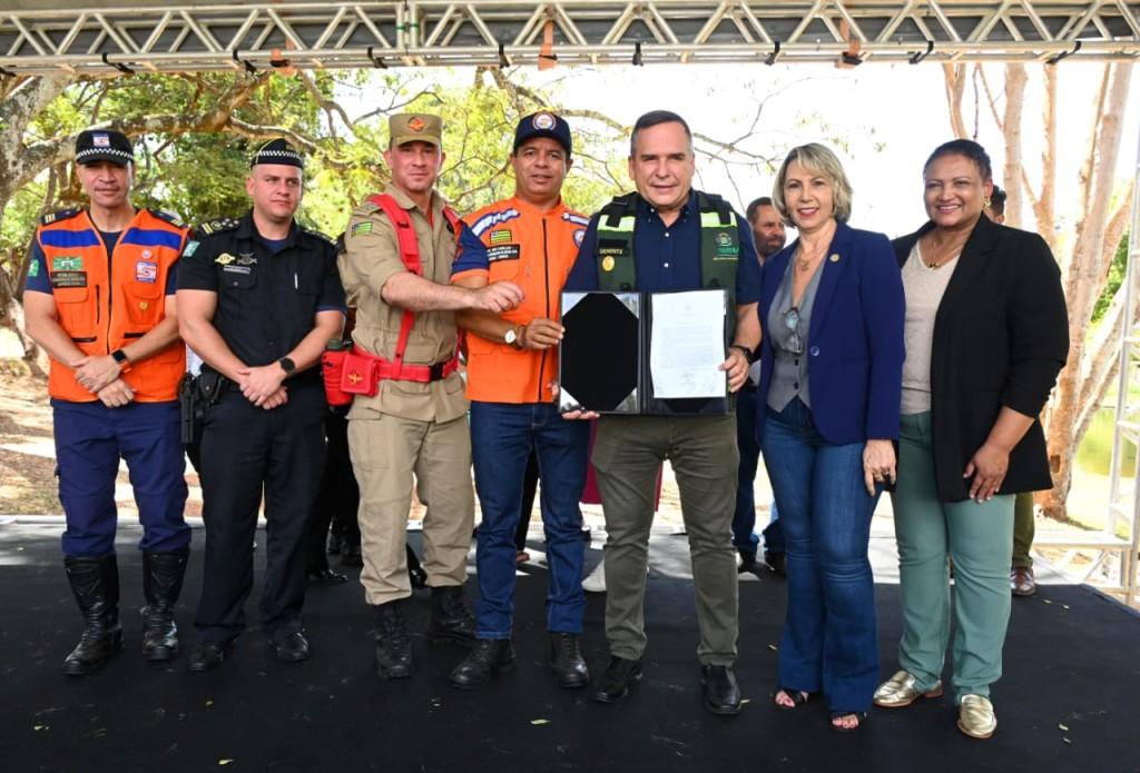 Prefeito Sandro Mabel apresenta Política Municipal de Prevenção e Combate ao Fogo e Conservação da Biodiversidade em parques e áreas públicas de Goiânia
