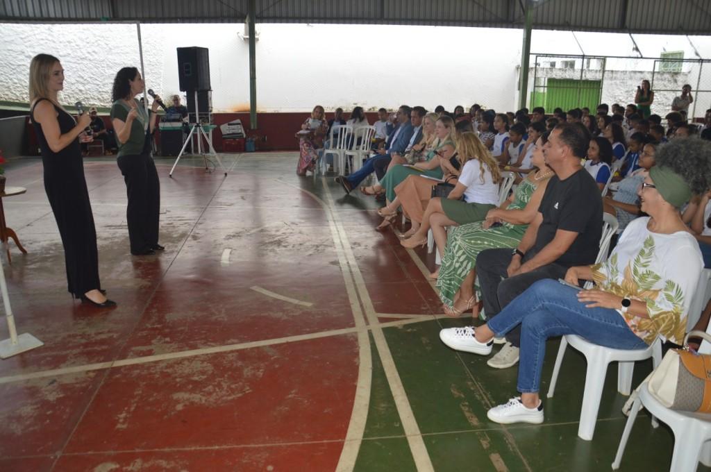 Prefeitura leva programa Trabalho, Justiça e Cidadania para estudantes da Escola Municipal Professora Dalka Leles