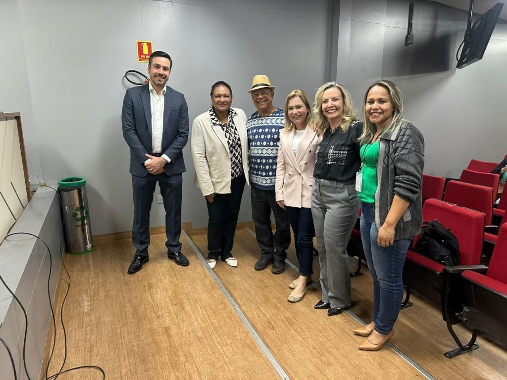 Prefeitura realiza palestra para difundir Programa Família Acolhedora