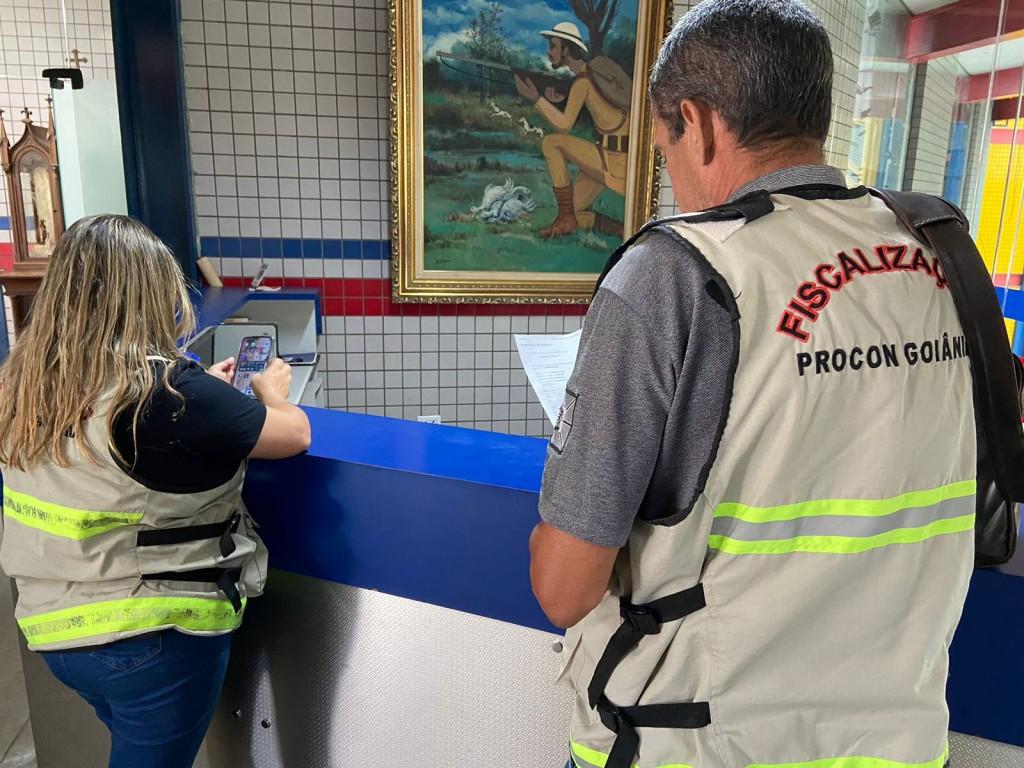 Procon Goiânia notifica instituição de ensino superior por descumprimento na entrega de histórico acadêmico