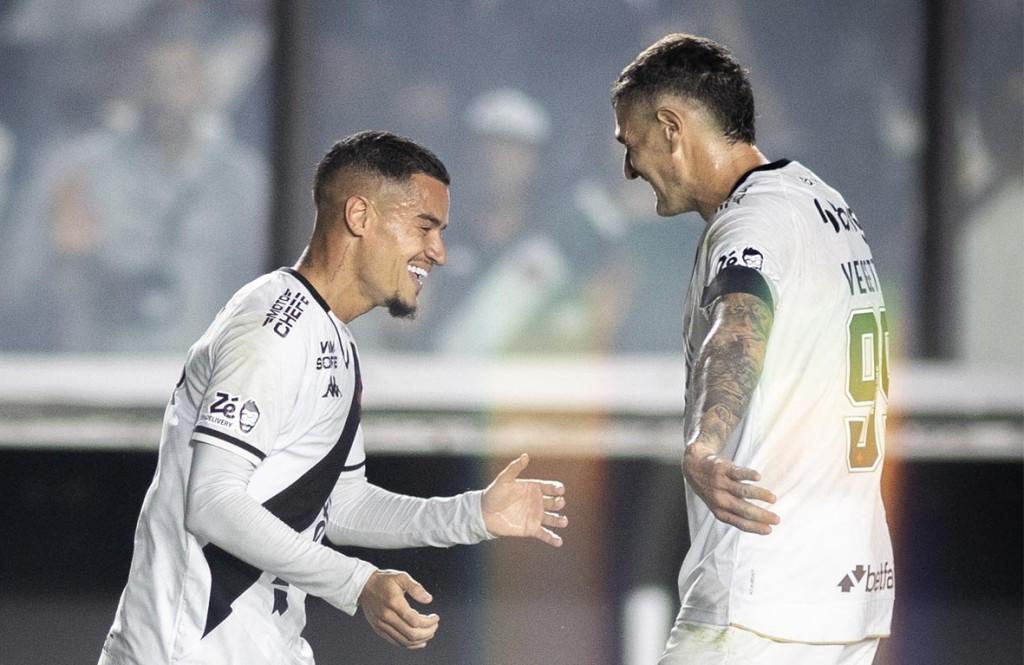 Vasco supera CSA em São Januário e avança às quartas da Copa do Brasil