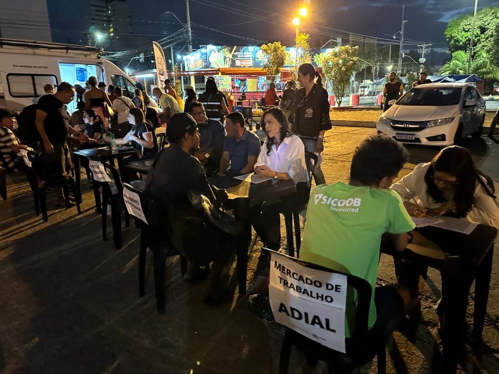 Prefeitura de Goiânia atende mais de 200 pessoas em situação de rua na região da 44