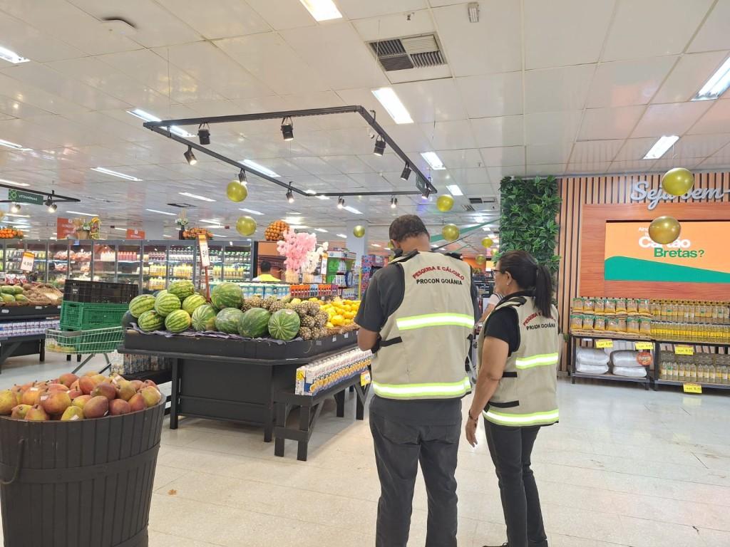 Procon Goiânia divulga variação de 340% em itens hortifrutigranjeiros