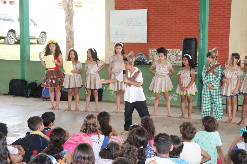 Professores de escola municipal desenvolvem projeto sobre Literatura de Cordel