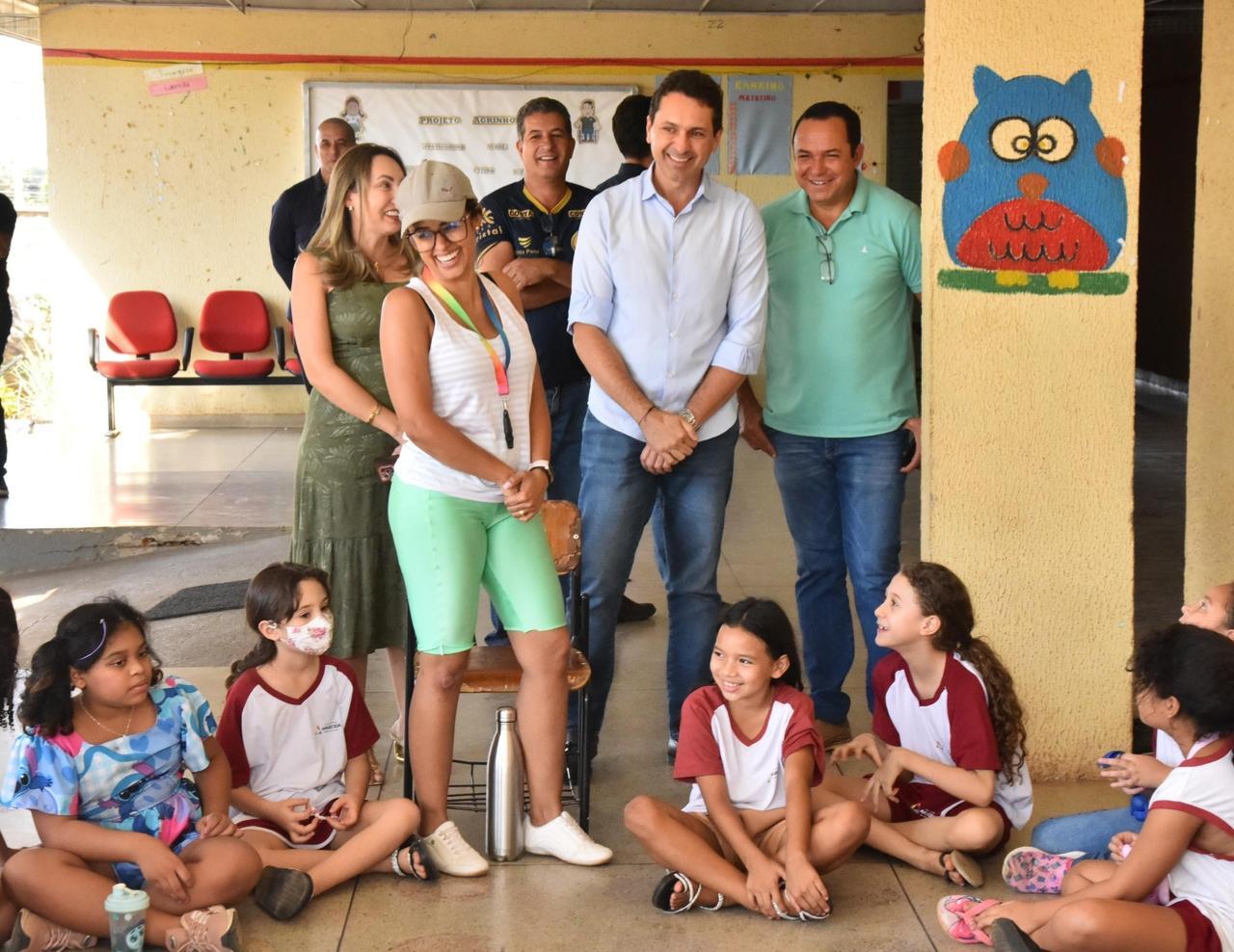 Prefeito Vilela autoriza novo concurso público em Aparecida