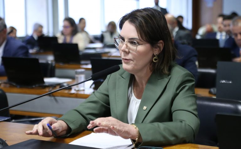Comissão aprova PEC que torna carreiras de segurança atividade de risco e garante aposentadoria especial