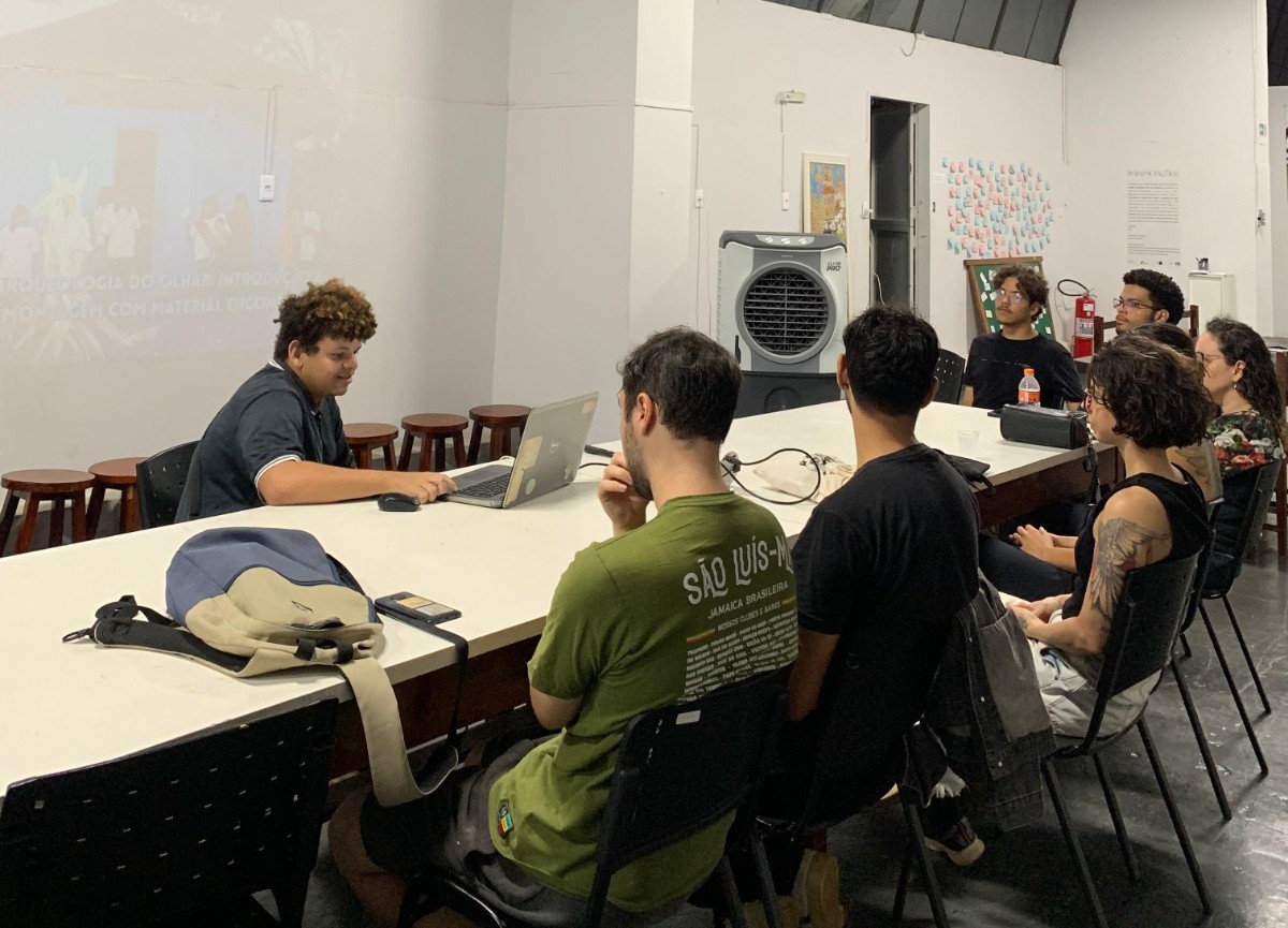 Escola de Artes Visuais abre agenda de abril com atividades culturais