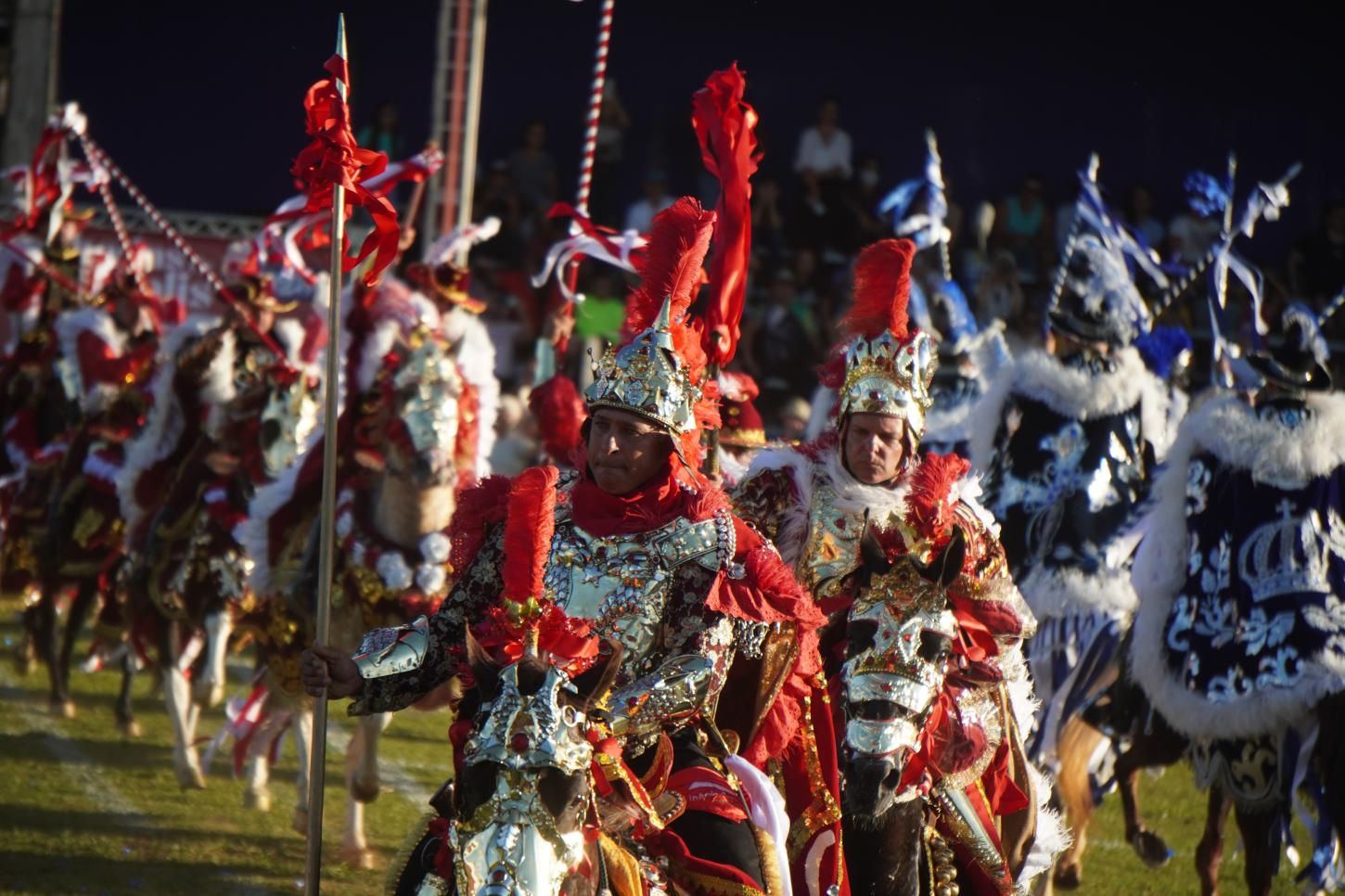 Pirenópolis celebra 200 anos das Cavalhadas durante a Festa do Divino Espírito Santo 2026