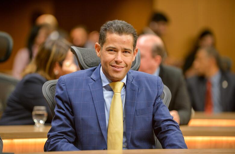 Do Entorno para Goiás: a trajetória política de Anderson Teodoro e o trabalho em defesa de Águas Lindas