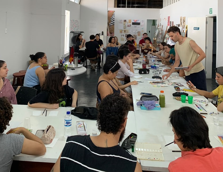 Escola de Artes Visuais abre oficinas gratuitas em junho
