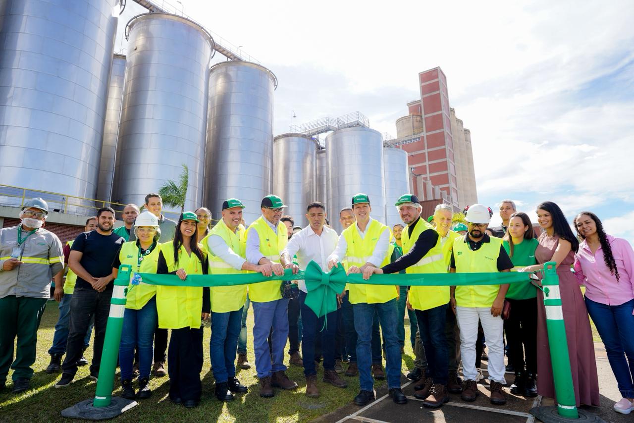 “Investimentos simbolizam mais oportunidades para goianos”, diz Daniel Vilela em visita à fábrica do Grupo Heineken
