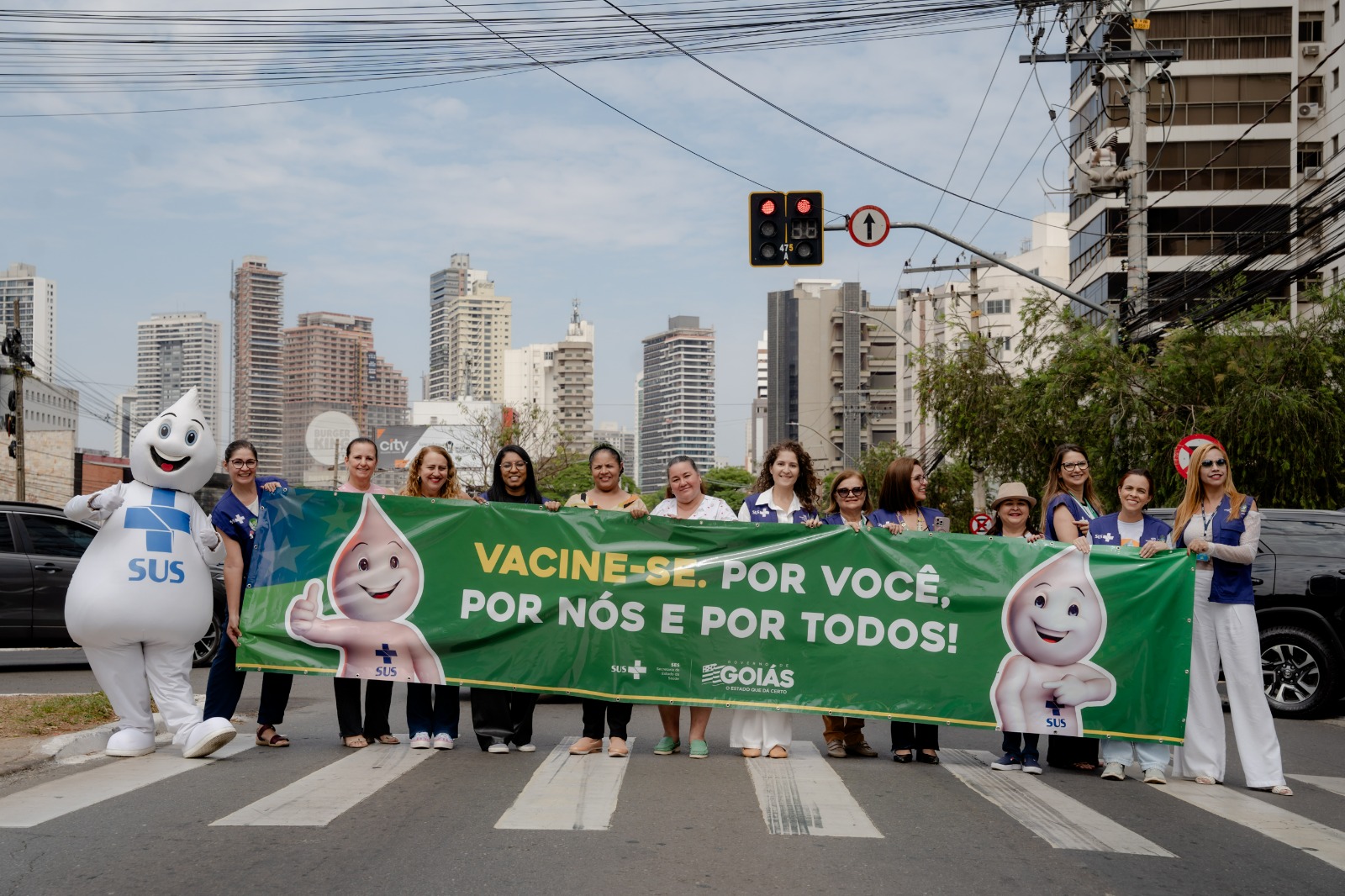 Saúde leva Zé Gotinha às ruas de Goiânia para reforçar vacinação contra influenza