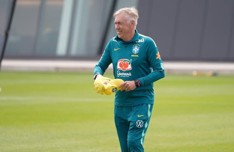 Ancelotti destaca bola parada e garante Brasil competitivo na Copa