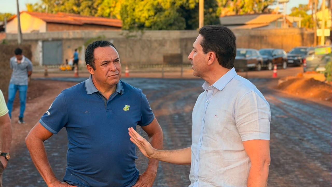 Prefeito Vilela vistoria obras e acompanha fase final da ponte Colina de Homero
