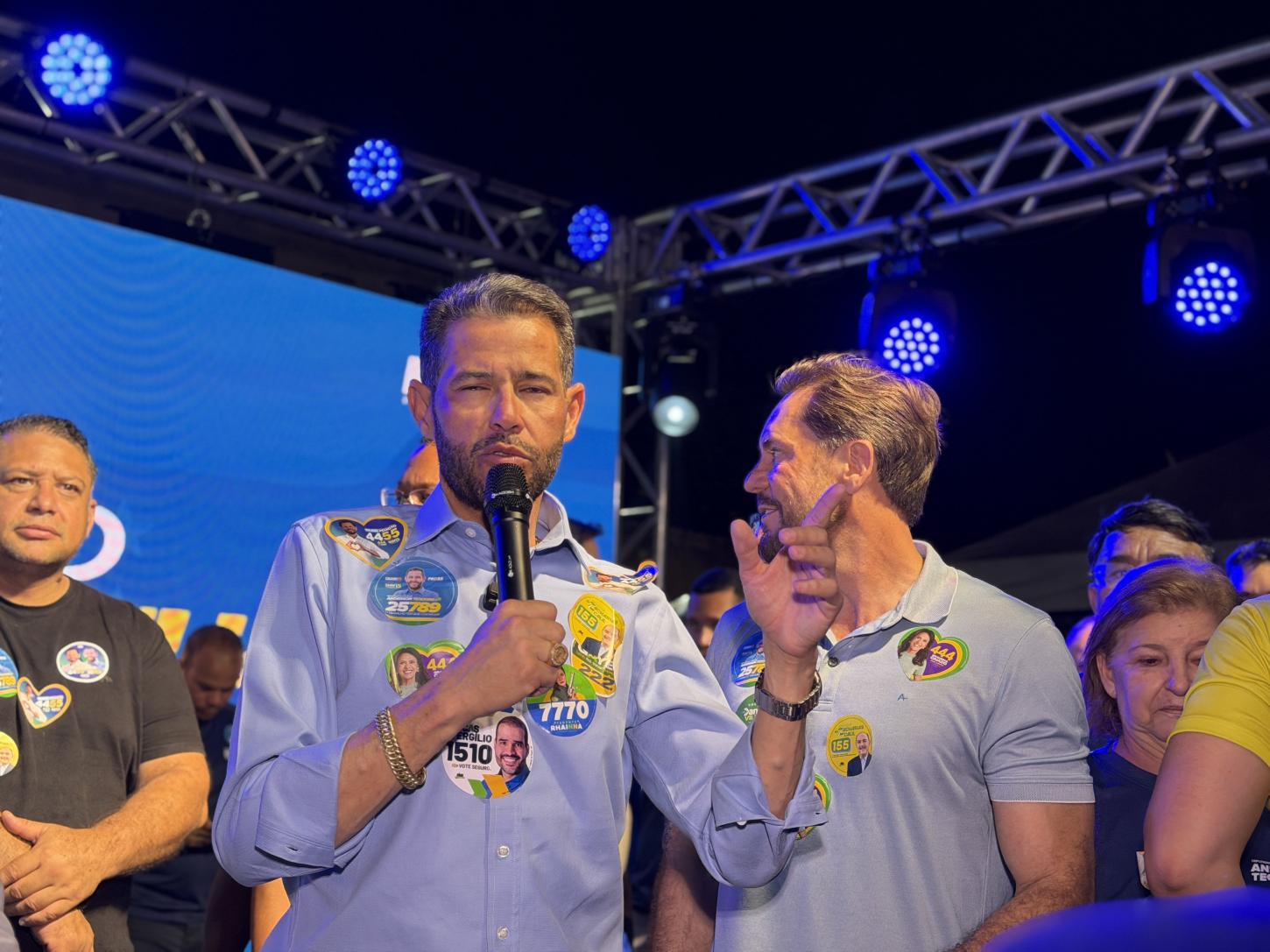 Anderson Teodoro reúne milhares de pessoas e demonstra força política em Águas Lindas