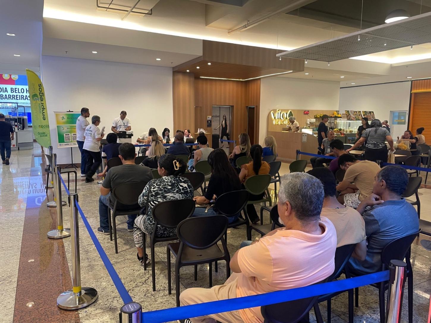 Araguaia Shopping recebe feirão com 3,5 mil vagas de emprego