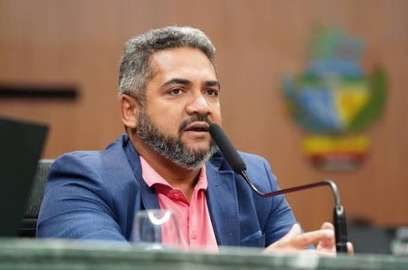 Júlio Pina amplia atuação e fortalece presença em Goiás