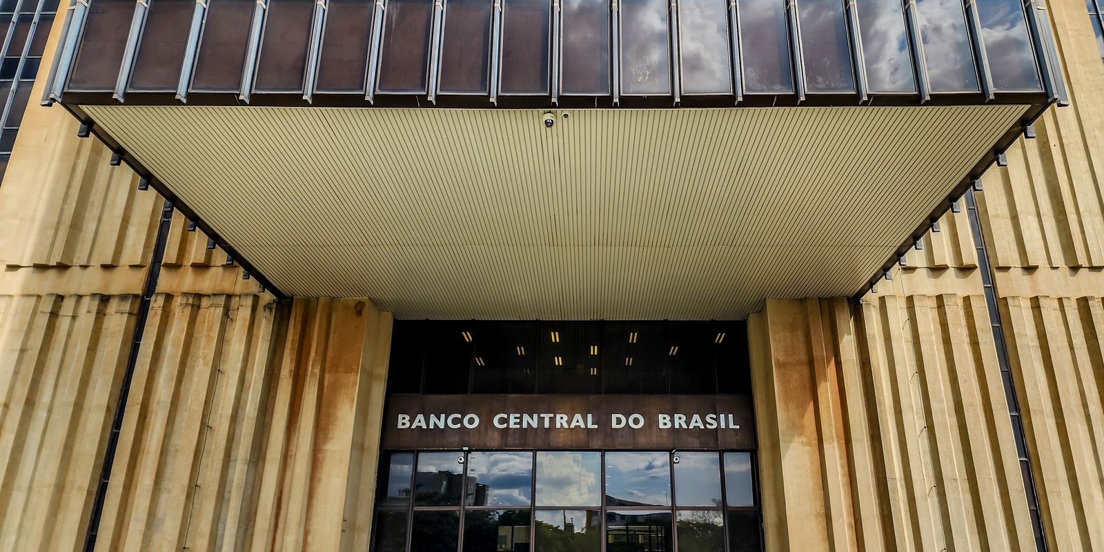 Banco Central reduz projeção de crescimento da economia brasileira para 1,8%