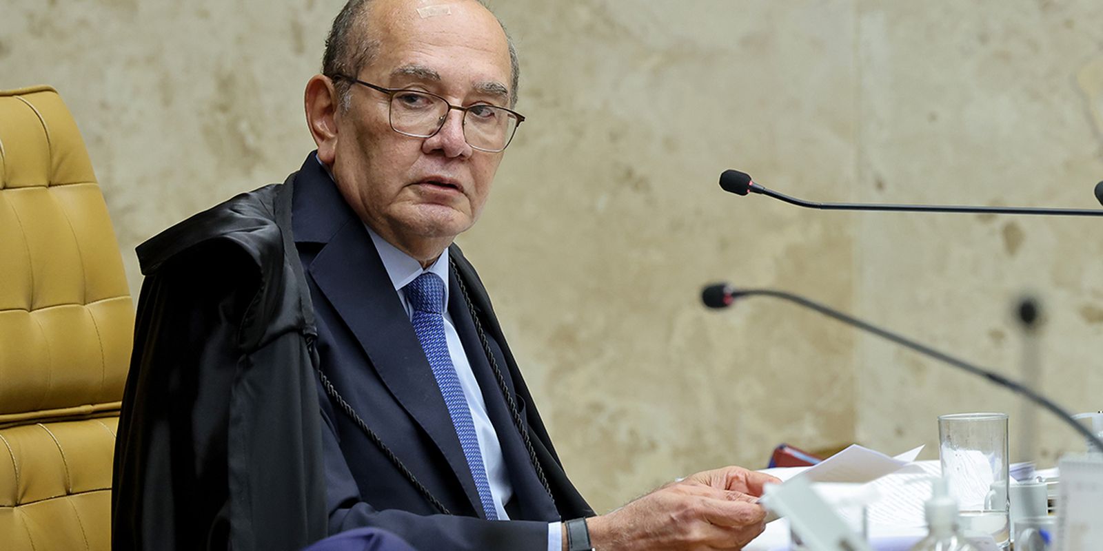 Gilmar Mendes critica vazamento de investigações no STF